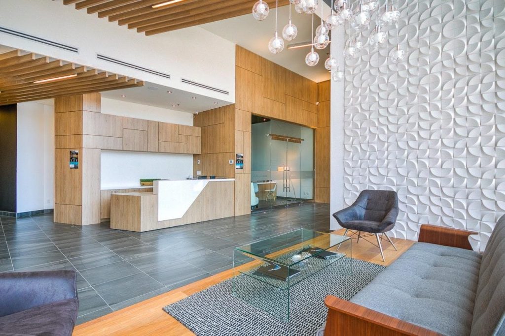 7407 Mountain Sights