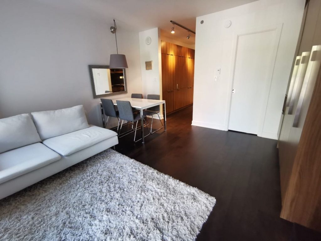 738 Saint Paul Ouest for rent