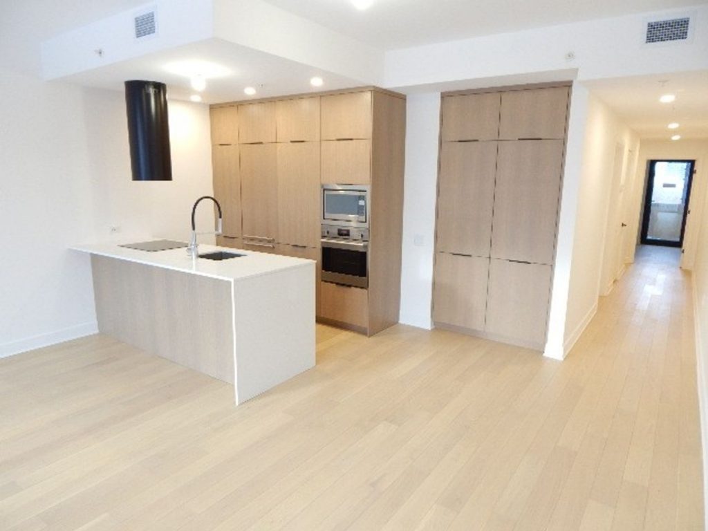 1 Maisonneuve Ouest Montreal condo for rent