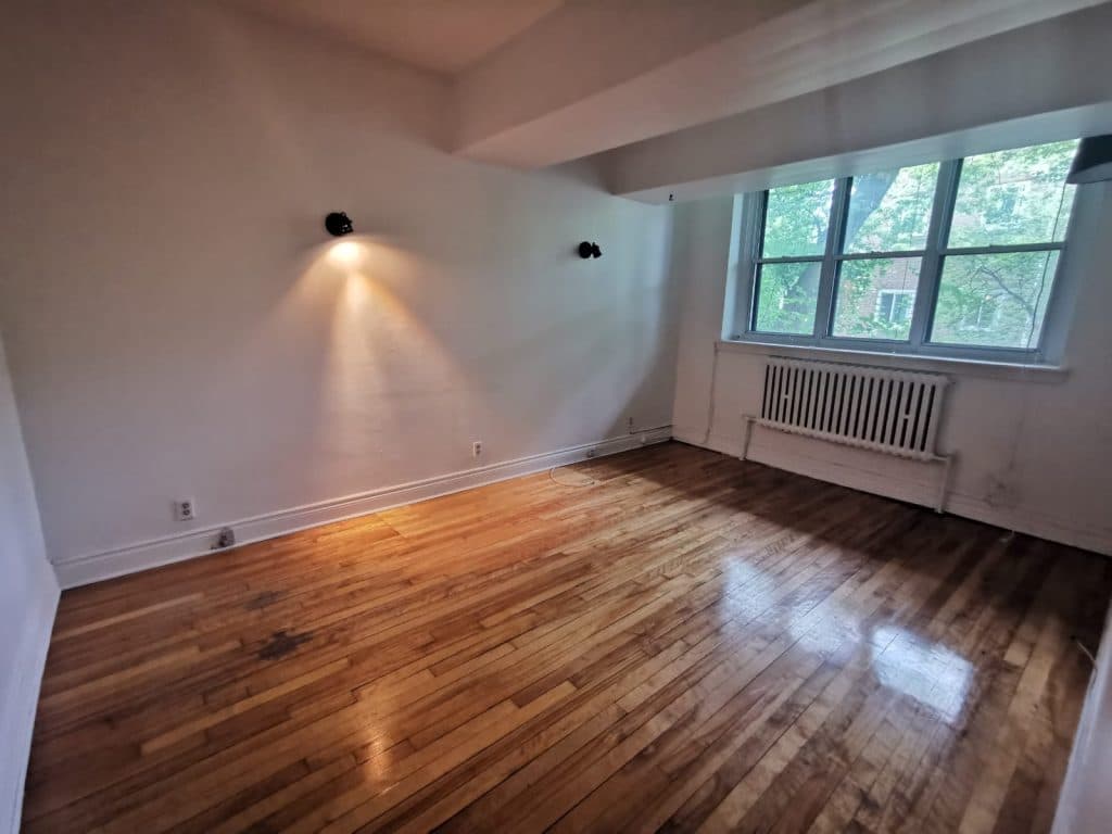 6210 Deacon Montreal 2-bedroom apartment for rent