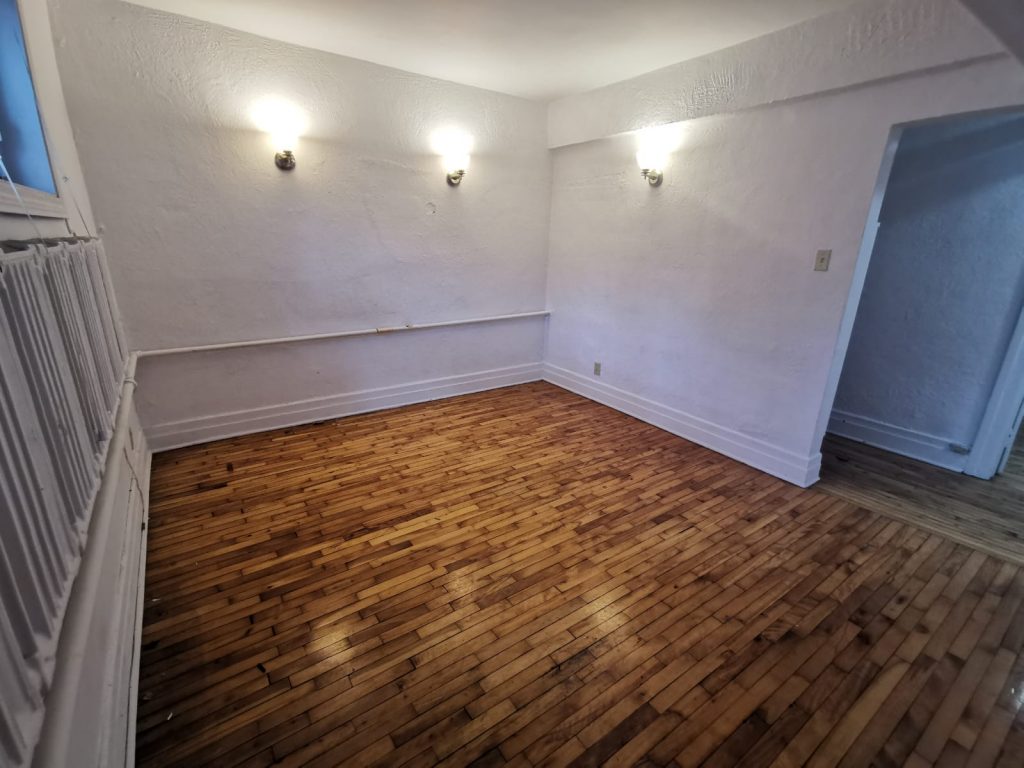 3185 Van Horne Montreal apartment for rent