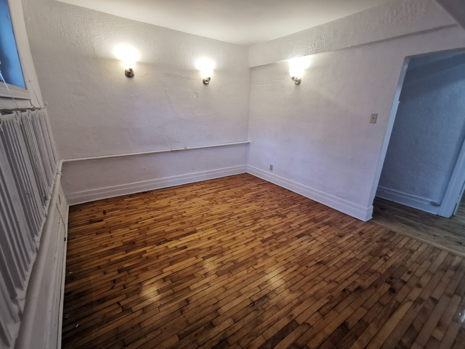 3185 Van Horne Montreal Apartment for Rent AGRASOY REALTY