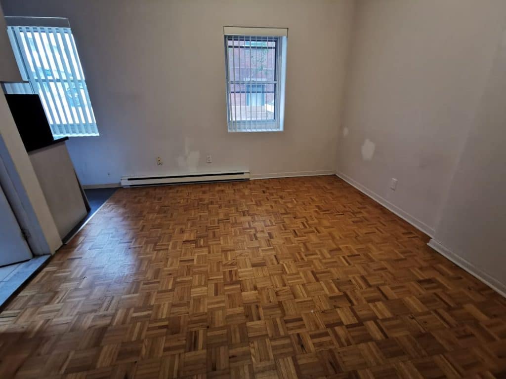 539 Prince Arthur Montreal - Studio for rent
