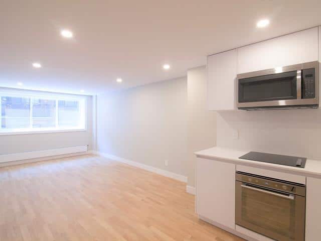 4580 Queen Mary Montreal - Rental Promo