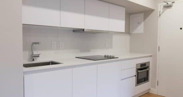 3455 Aylmer Montreal Studio for rent