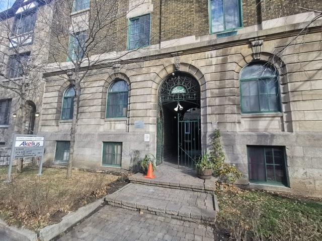 2045 Lambert-Closse Montreal - Rental Promo